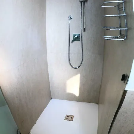 Emotional Experiences Sailing Boat Hostel *